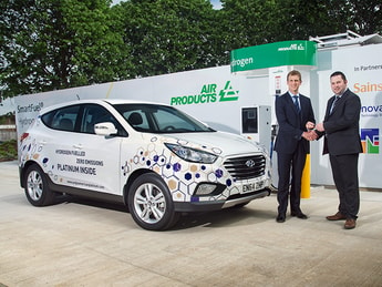 Hyundai gives ix35 Fuel Cell car to London headquartered mining firm Anglo American