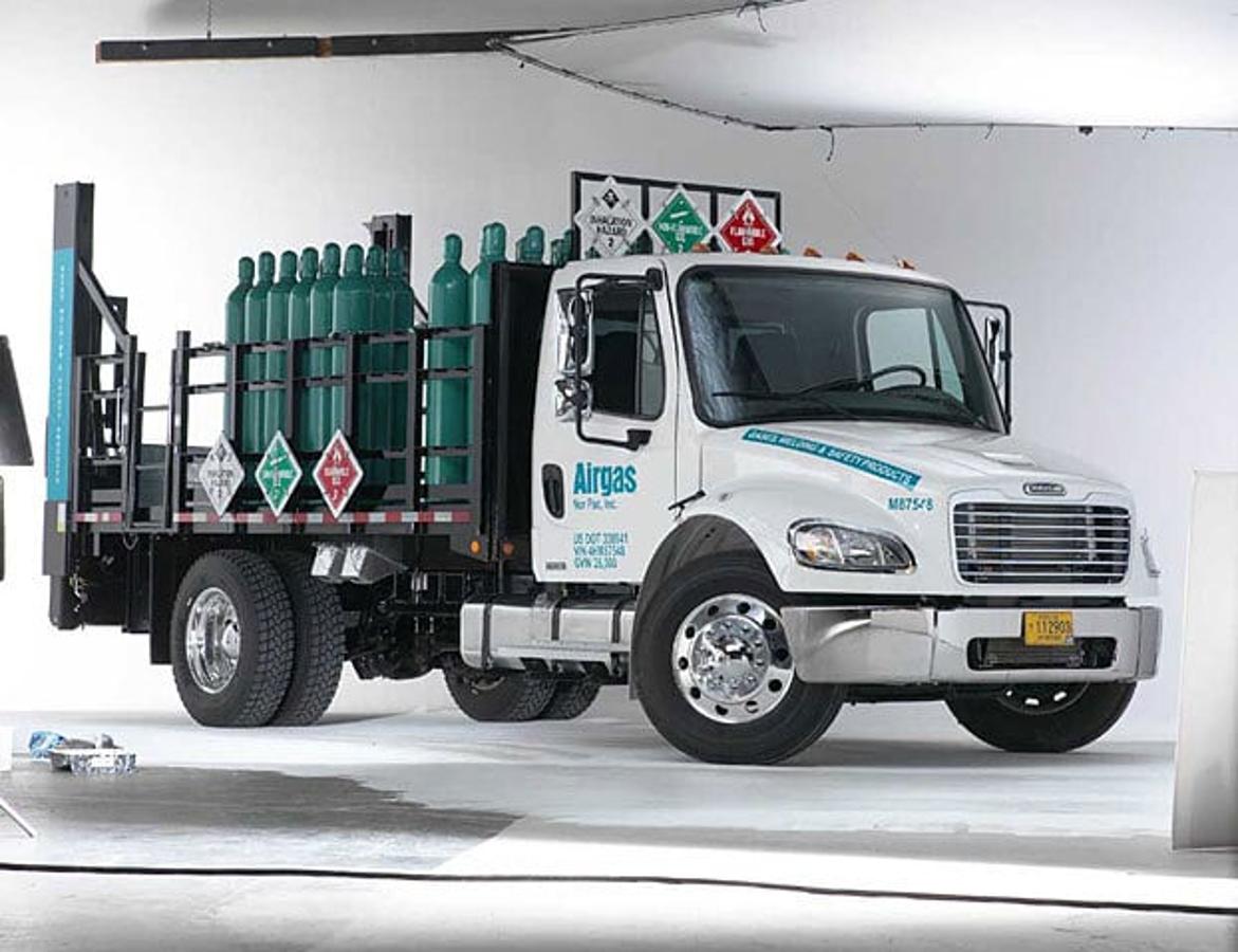 Airgas celebrates creation of new facility gasworld