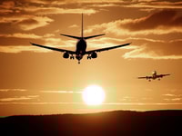 1031403_airplanetakeoffaeroplaneairplane_879266