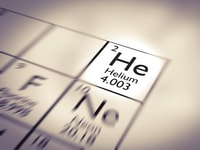 1032354_heliumperiodictable_765316
