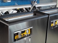 840-with-locking-devices