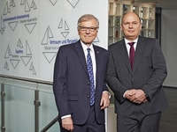 Messer-finance-gas_world