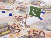 pakistan flag currency