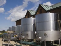 Supplying CO2 to the Food and Beverage Industry