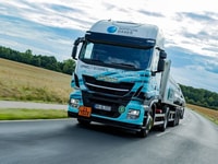 csm_LNG_Fahrzeuge_HOYER_Nippon_d4ebe50335