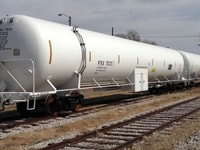 DOT-113C120W_Carries ~30,000 gallons