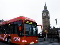 Fuel cell bus by houses of parliament