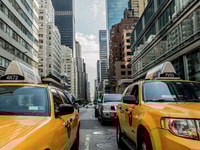 taxi-cab-381233_960_720
