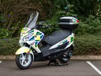 Met Police Suzuki 