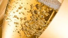 1020617_Beverages_drink_fizz_CO2_Cava_proscecco