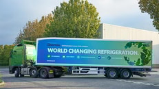 1028919_dearmandemonstratesitsgroundbreakingzeroemissiontransportrefrigerationunitatthe67thiaacommercialvehicleshowinhannover_776206