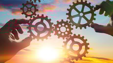 1031868_workingtogetherconcept_969684