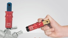 The EZ Connect ZF incorporates one handed, manual actuation to create a leak-tight external connection up to 300psi.