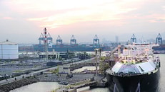 Liquefied Natural Gas distribution