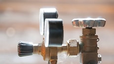 Generic cylinder regulator