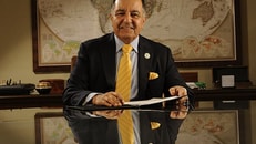 AP011313-seifi-ghasemi-4x3