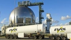 EVOL-LNG-Tanker-LNG-Plant-Kwinana-1-300x199