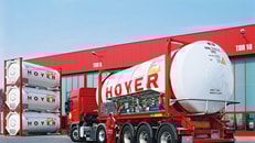HOYER_gaslog_container-auf-chassis_300dpi