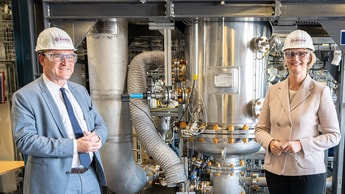 Evonik and Siemens commission chemical production pilot