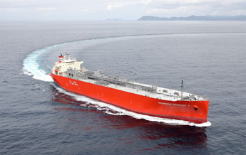 Mitsui receives dual-fuel carrier, signs first Poland FSRU project