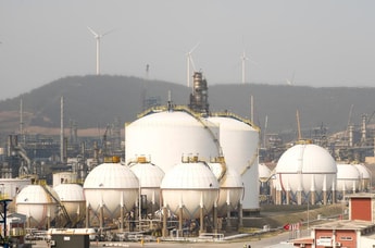Decarbonisation tech “highly inflationary,” warns BlackRock CEO