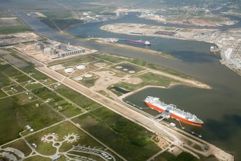 Freeport LNG restarts final liquefaction train in Texas