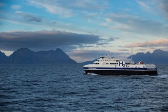 ABS inks deal with Korea for hydrogen-powered passenger vessel