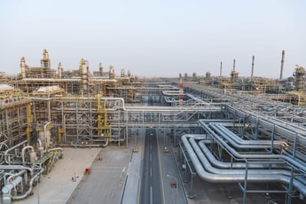 Aramco net income drops but gas production rises