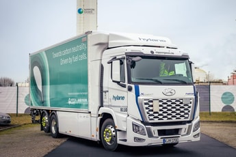 Nippon Gases and HOYER lead with Germany’s first hydrogen-powered dry ice truck