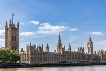 UK must ‘move at speed’ on renewables but energy absent from spring statement