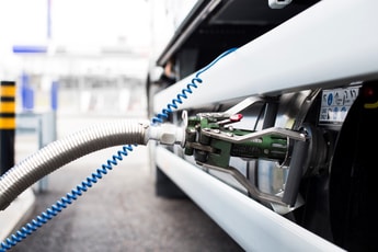 Deloitte survey finds LNG preferred as transport fuel, but lack of infrastructure barrier