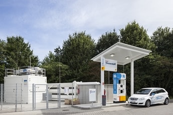 New H2 fuelling stations link north and south Germany