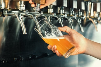CO2 shortage hits US breweries; strains set to continue