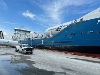 rev-lng-and-hopa-achieve-lng-bunkering-milestone-in-ontario