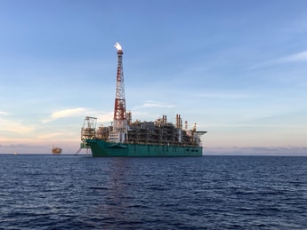 Golar LNG signs 20-year FLNG deal in Argentina