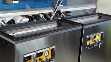 840-with-locking-devices