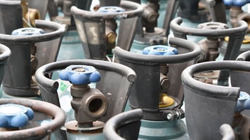 Argon cylinders