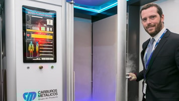 Carburos metalicos cryotherapy chamber