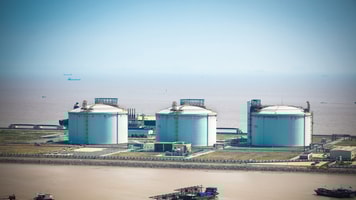 Distributive energy and LNG in china