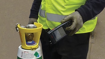 Barcode cylinder tracking