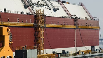 Liquefied natural gas ship building