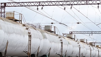 LNG train distribution
