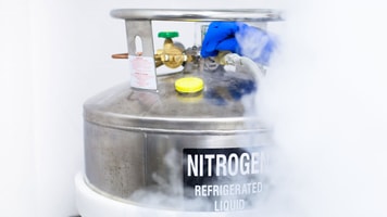 liquid nitrogen dewar medical