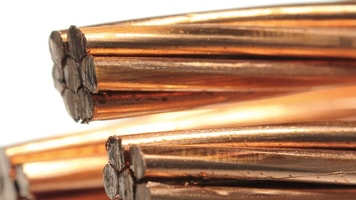 Metals-The-cleared-copper-electric-power-cable
