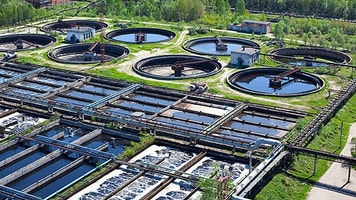 Water recycling station green