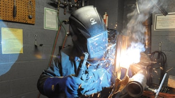 Earlbeck wins welding excellence award