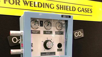 gasworld | Gas Mixer for 1-25 Welding Stations Adjustable from 0-50% CO2 in Argon, Model 8500