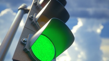 green traffic light