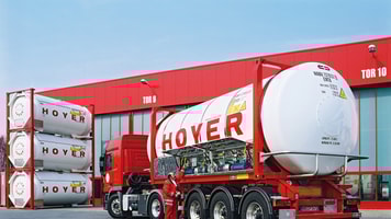 HOYER_gaslog_container-auf-chassis_300dpi
