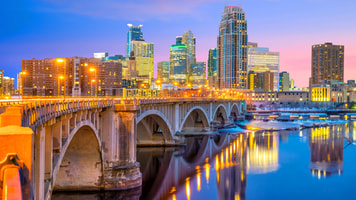 Minneapolis downtown skyline in Minnesota, USA at sunset_1065163916